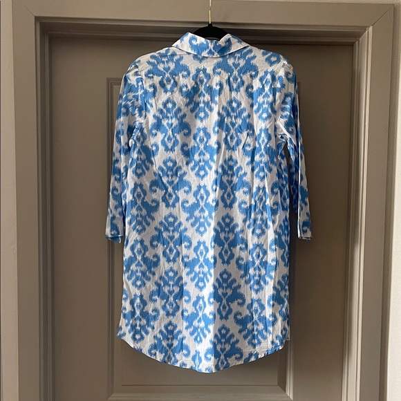 Mud Pie Blue and White Patterned Women’s Swimsuit Coverup - Size Small - Picture 3 of 3